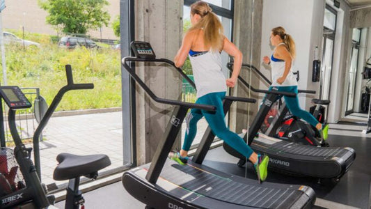 Avantajele alergării pe banda curbată nemotorizată